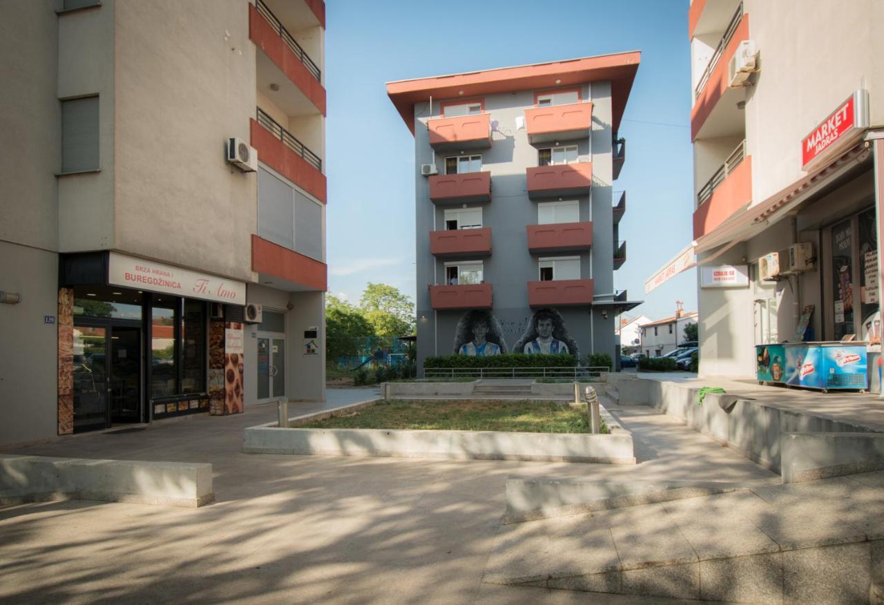 City Nest Apartment Podgorica Exteriör bild